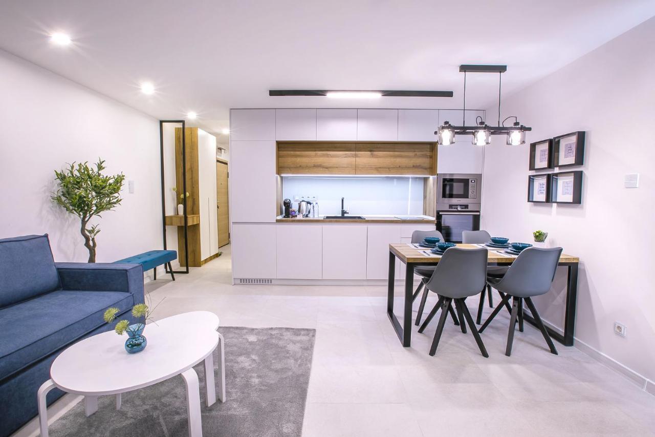 סנדנסקי South Place Apartments מראה חיצוני תמונה